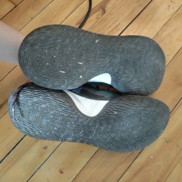 Sneakers Nike Kyrie Flytrap V Black Atomic Pink US 8 - Picture 3 of 4